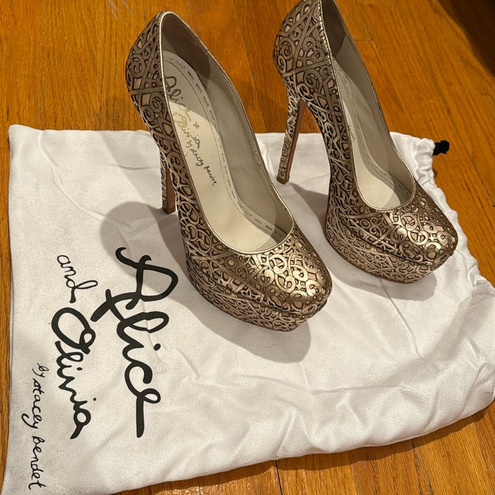 Alice & Olivia stilettos